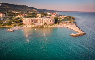 Royal Bay Resort