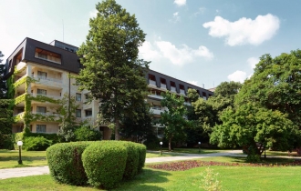 Lotos **** (Riviera)