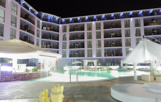 Aparthotel Rainbow III & IV