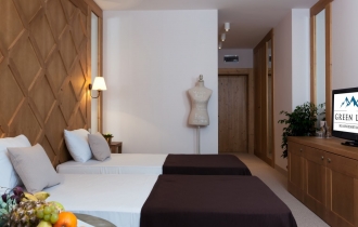 GREEN LIFE SKI & SPA RESORT