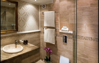 Apolonia Resort