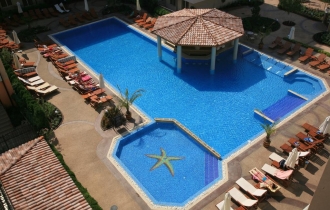 Dawn Park Aparthotel