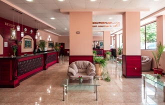 Paradise Green Park Aparthotel