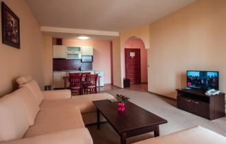 Paradise Green Park Aparthotel