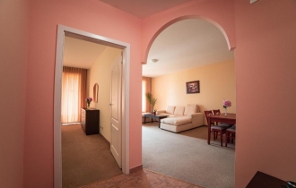 Paradise Green Park Aparthotel