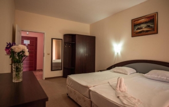 Paradise Green Park Aparthotel