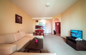 Paradise Green Park Aparthotel