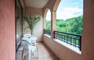 Paradise Green Park Aparthotel