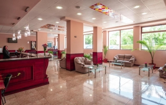 Paradise Green Park Aparthotel