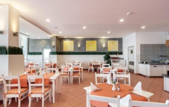 AluaSun Helios Beach