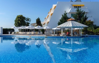 AluaSun Helios Beach