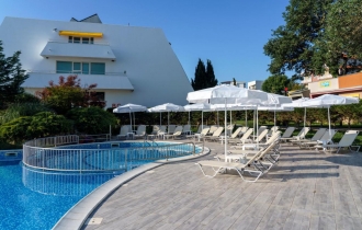 AluaSun Helios Beach