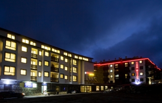 CASA KARINA APARTHOTEL