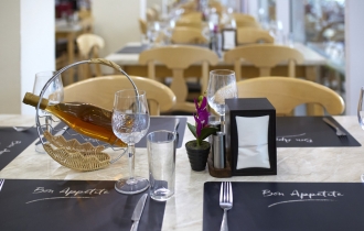 GRAND HOTEL NIRVANA (ex. Grand Hotel Oasis)