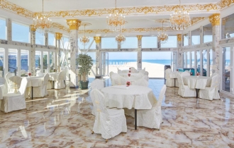 Amore Beach
