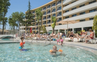 HVD Club Bor, Солнечный берег