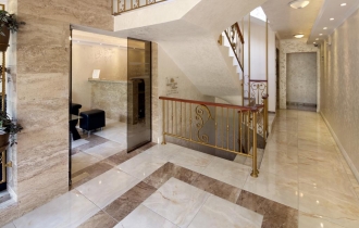 Villa Sardinia , Святой влас