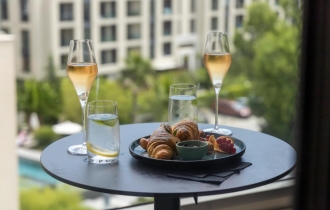 AZUR PREMIUM APARTHOTEL