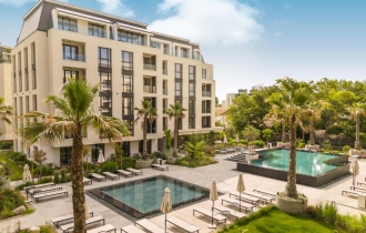 AZUR PREMIUM APARTHOTEL