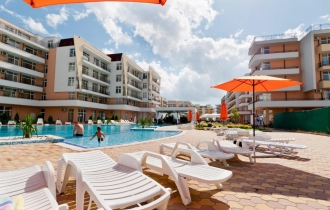 Grand Kamelia, Cолнечный берег