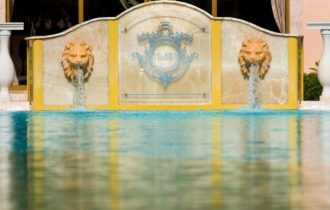 Anastasia-Venera Palace Aparthotel