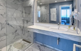 International Hotel Casino & Tower Suites