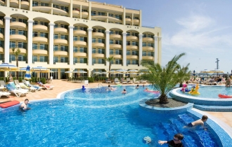 SUNSET RESORT