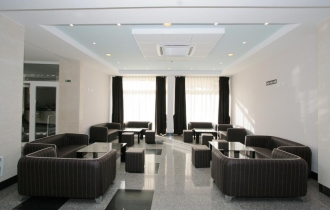 Sunny Beauty Palace