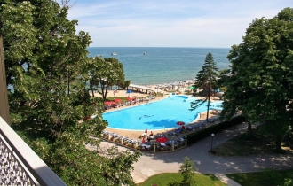 Lotos **** (Riviera)