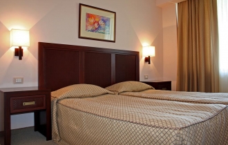 Lotos **** (Riviera)