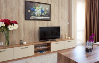 Villa Sardinia , Святой влас