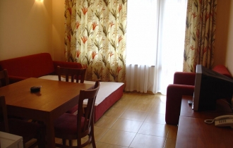 Golden Dreams Apart Sunny beach