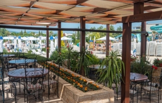 Aqua Paradise Resort