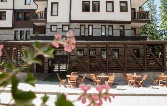 Green Life Family Apartments/former Evridika Hills