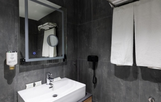 Bavaro (ex. Korona) ****