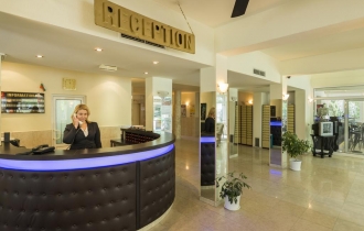 Svejest, Солнечный берег