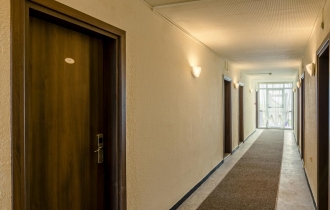 Svejest, Солнечный берег