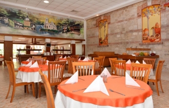 Estreya Palace