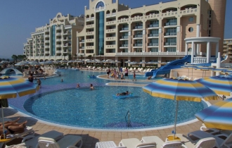 SUNSET RESORT