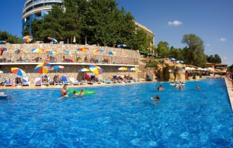 Elpida Beach /former Vemara beach/