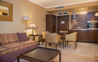 Royal Beach PM Aparthotel