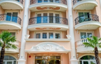 Anastasia-Venera Palace Aparthotel