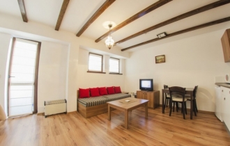 Green Life Family Apartments/former Evridika Hills