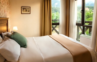 PREMIER LUXURY MOUNTAIN RESORT AH