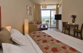 South Pearl 3* South Pearl 3*