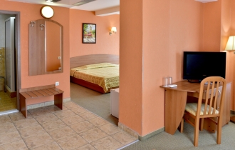 Estreya Palace