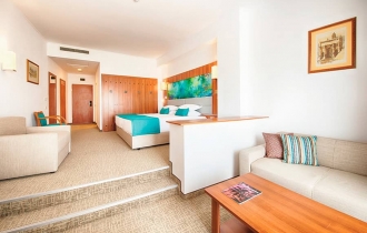 RIU Helios Bay