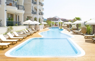 Harmony Suites 10 Saint Vlas