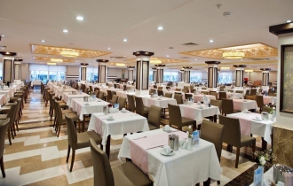 СRYSTAL TAT BEACH GOLF RESORT & SPA