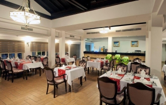 СRYSTAL TAT BEACH GOLF RESORT & SPA